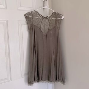 Green dress (small)